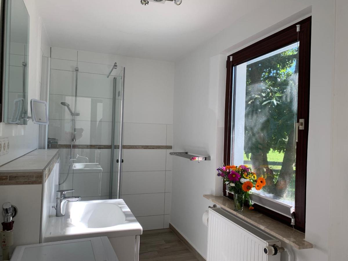 Ferienhaus Bei Den Kreidefelsen - Ihr Zuhause Auf Ruegen Lohme Esterno foto